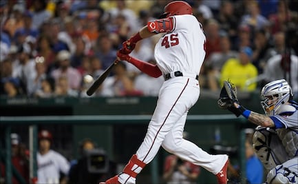 El mexicano Joey Meneses debuta en Grandes Ligas con jonrón