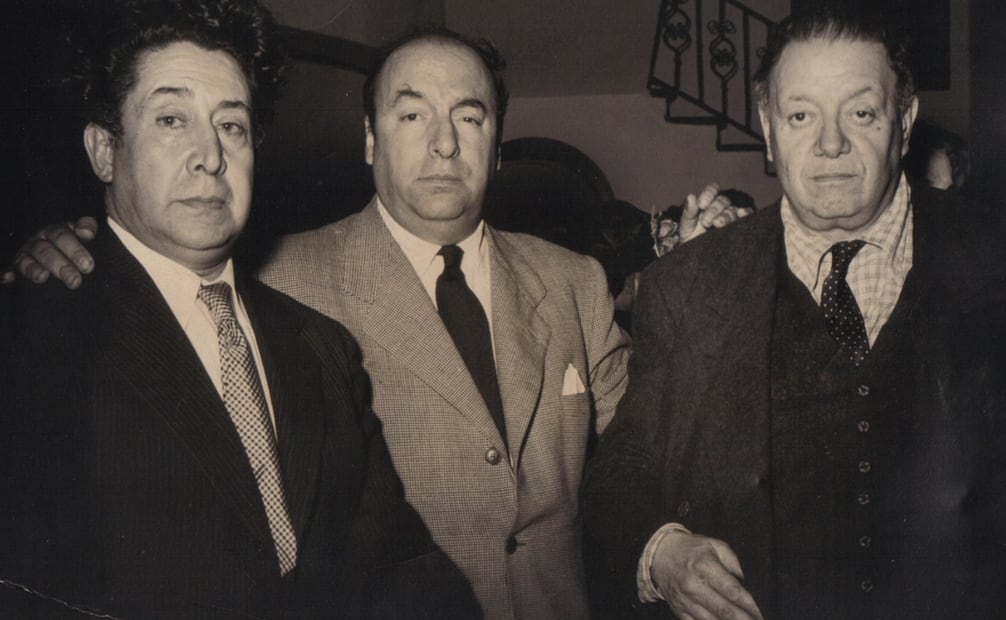Imagen del pintor David Alfaro Siqueiros, el poeta Pablo Neruda y Diego Rivera.Foto: Archivo EL UNIVERSAL.