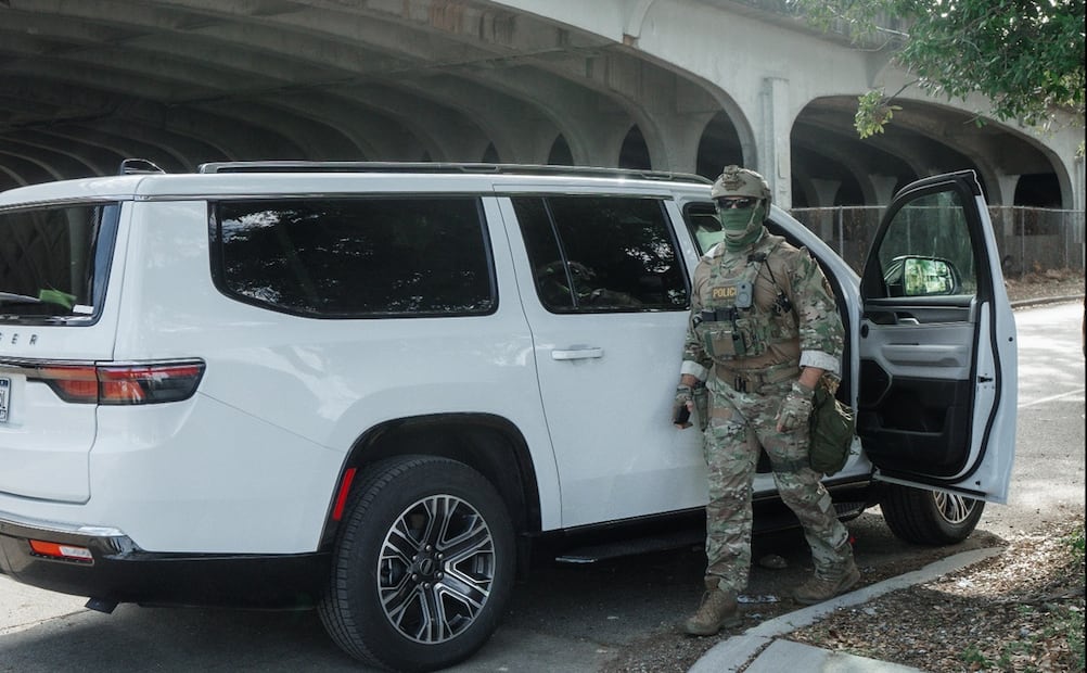 El DHS sostuvo en un comunicado que la operación en la mayor ciudad del estado sureño de Luisiana se enfocará en detener migrantes con historial criminal, al mostrar imágenes de nacionales de México, Honduras, Guatemala, El Salvador, Jordania y Vietnam, que presuntamente quedaron libres por las "políticas santuario". Foto: EFE