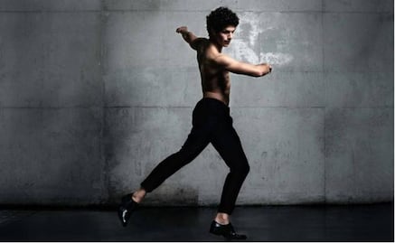 Isaac Hernández performs in Bolshoi Theatre