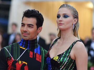 ¿Cuánto importa tu estatura para ser popular en las aplicaciones de citas?