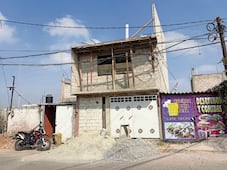 Avanza la reparación de casas dañadas por tren al AIFA