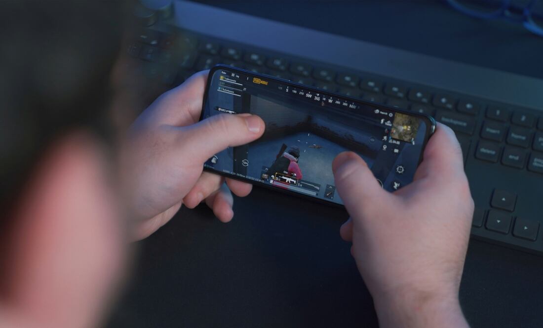 Celular gamer. Imagen: Unsplash