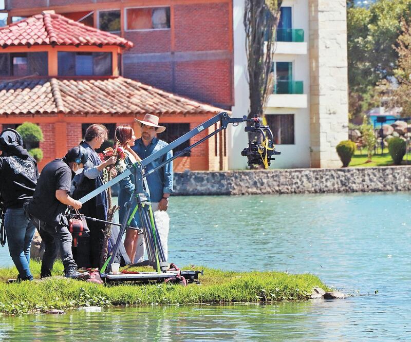 Para contar esta historia, se utilizaron varias locaciones cercanas a la laguna del pueblo, un equipo de 30 personas y varias actuaciones estelares. Foto: Omar Contreras. EL UNIVERSAL