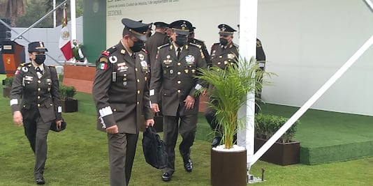 Sedena realiza tres relevos de cargos 