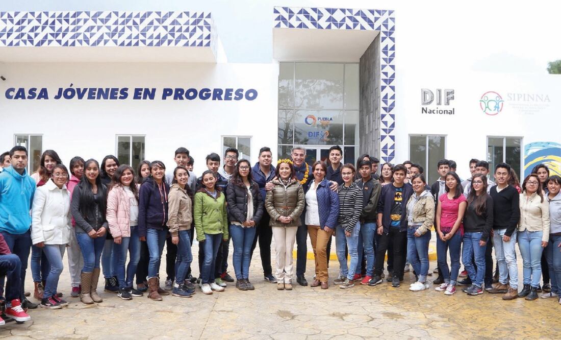El gobernador Antonio Gali inauguró en Zacatlán la Casa de Jóvenes en Progreso, que beneficiará a 45 mil habitantes (Especial)