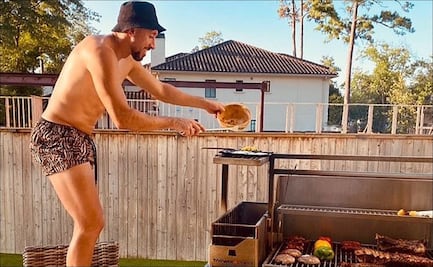 Héctor Herrera es reventado en redes sociales por organizar un “asado” al estilo argentino 