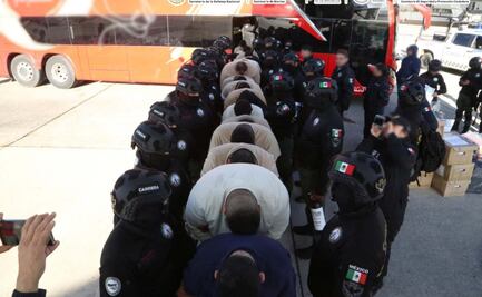 Trasladan a 60 reclusos a distintos centros penitenciarios federales; buscan preservar el control