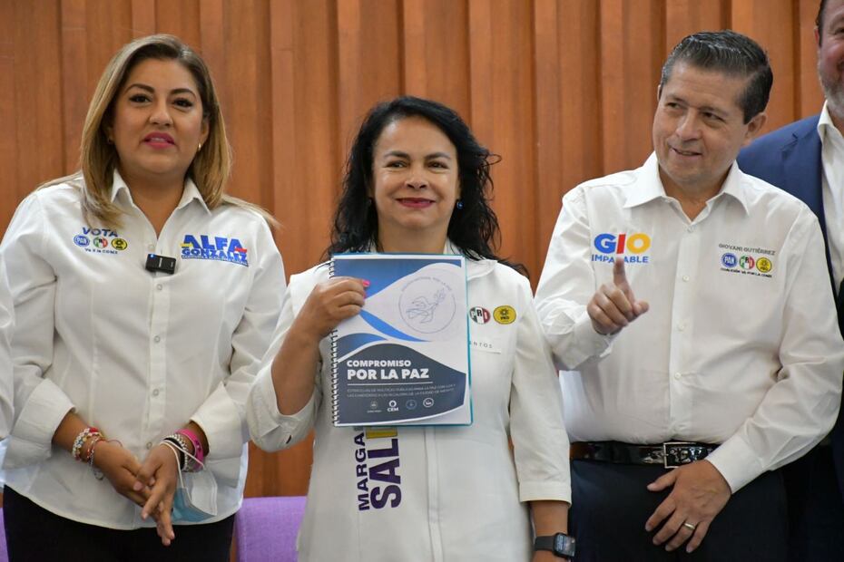 Margarita Saldaña pidió a los vecinos de Azcapotzalco de dejarse engañar por la “maquinaria guinda”. (Foto: especial)