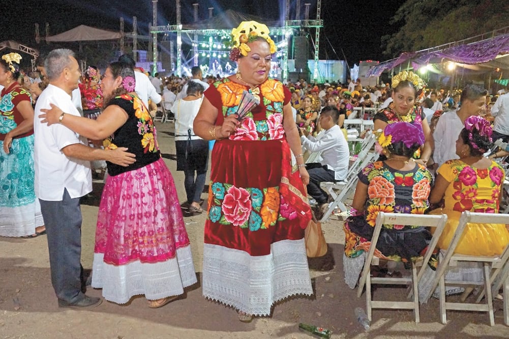 Son originarios de la región del istmo de Tehuantepec, Oaxaca. Fotos: Edwin Hernández/EL UNIVERSAL  