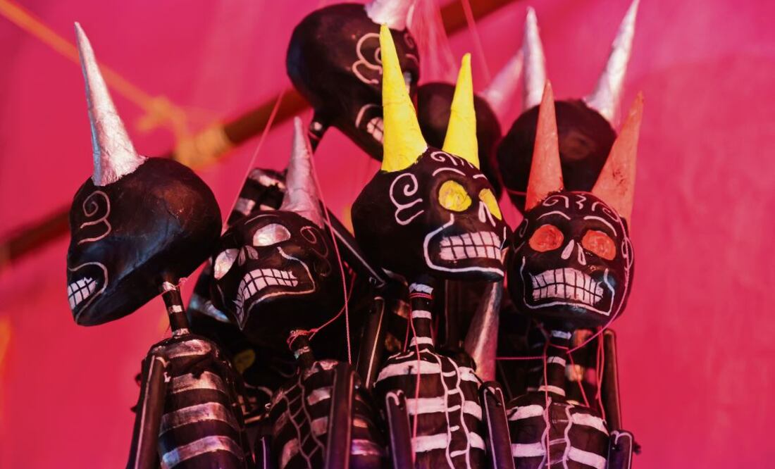 La festividad más representativa de México tiene sus raíces en rituales católicos europeos, pero su arraigo actual proviene del ingenio popular y del impulso del mercado. Crédito: Carlos Mejía