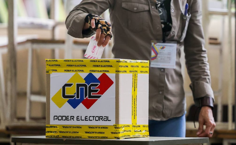 Las últimas elecciones presidenciales fueron las del 28 de julio de 2024, en las que Maduro fue reelecto de acuerdo a las autoridades venezolanas a pesar de las acusaciones de fraude de la oposición y de varios países, que reconocieron la victoria del candidato Edmundo González Urrutia, respaldado por Machado. Foto: EFE