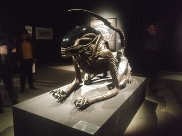 Alien "aterroriza" a la Ciudad de México, pero en exhibición de H. G. Giger