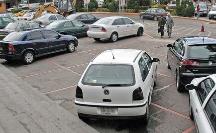 Reemplacamiento en el Estado de México será gratuito en julio y agosto