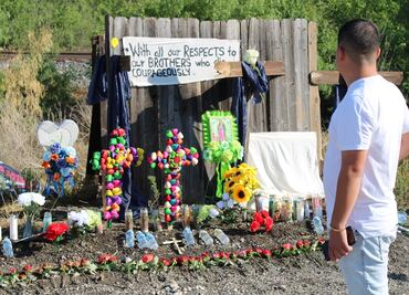 Gobernador de Texas reanuda polémica inspección a tráileres tras muerte de migrantes en San Antonio