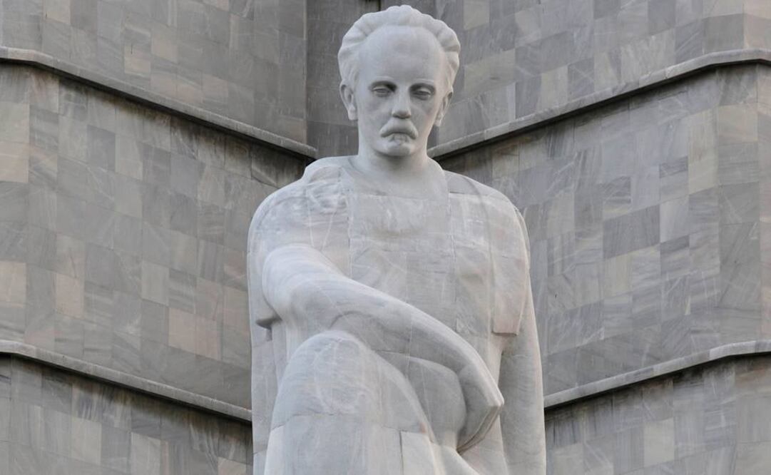 Estatua de José Martí en la Plaza de la Revolución, La Habana. FOTO: Enrique De La Osa/Reuters.