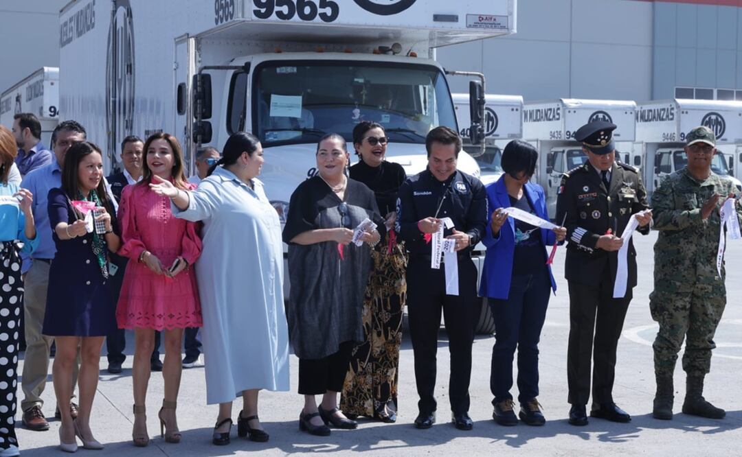En total serán 300 camiones para cada uno de los distritos, los cuales serán custodiados por elementos del Ejército, Marina y Guardia Nacional. Foto: Fernanda Rojas