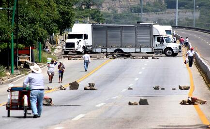 CNTE bloquea entradas a Tuxtla Gutiérrez por segundo día