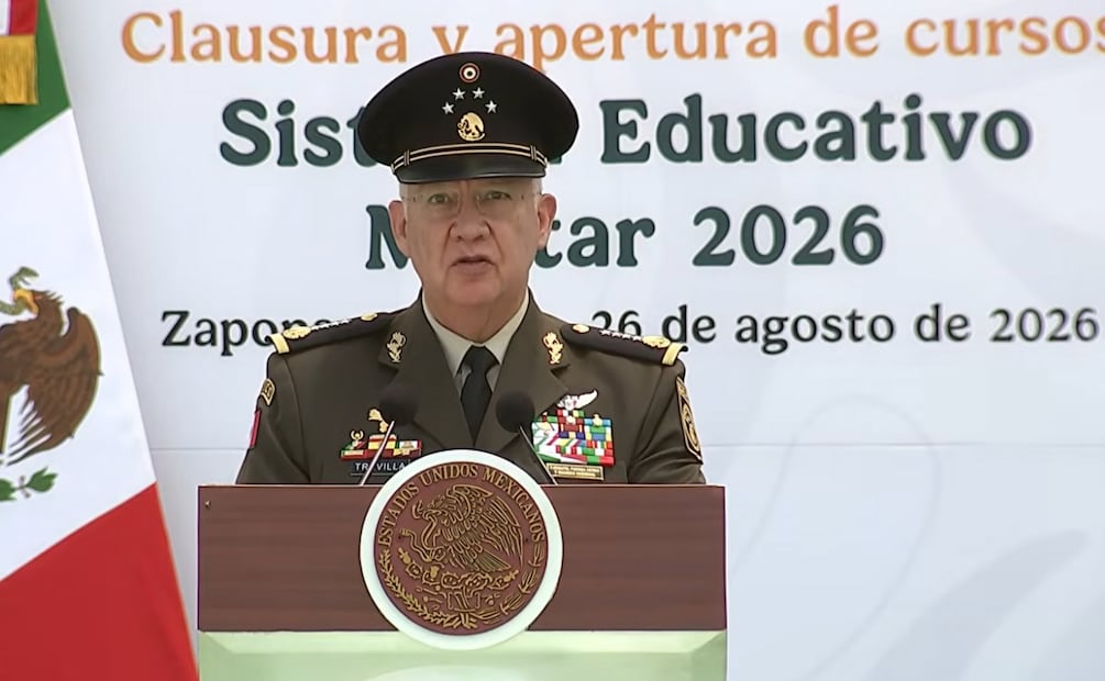 Secretario de la Defensa Nacional, general Ricardo Trevilla Trejo durante la ceremonia de clausura y apertura de Cursos de los Planteles del Sistema Educativo Militar (26/08/2026). Foto: Captura de pantalla
