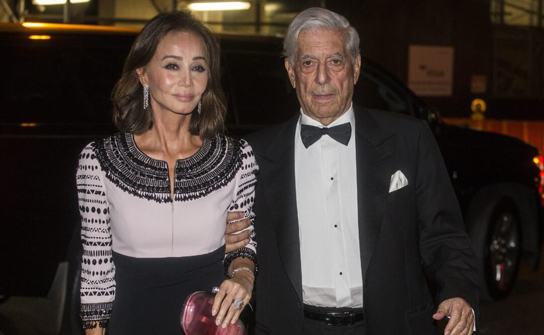 Mario Vargas Llosa llegó al Metropolitan Club de Nueva York acompañado de su pareja Isabel Preysler. (FOTO: EFE)