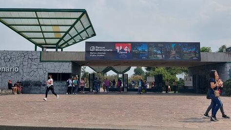CDMX en Semana Santa: pasean capitalinos en Parque Bicentenario y el sur luce tranquilo