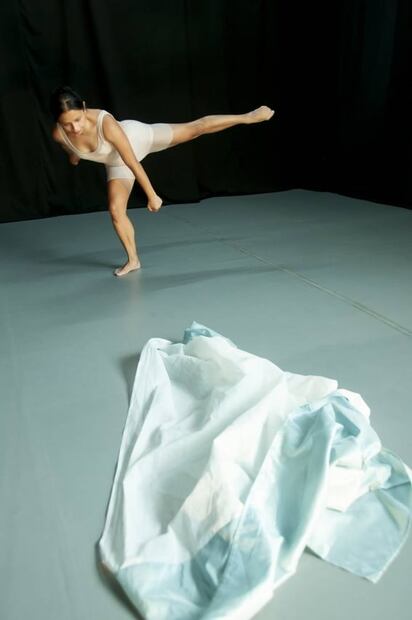 Crea Contradanza una obra para las abuelas, el puente entre el pasado y el presente