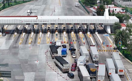 Más de 2 días varados: bloqueo en la México-Puebla deja atrapados a decenas de transportistas; FOTOS
