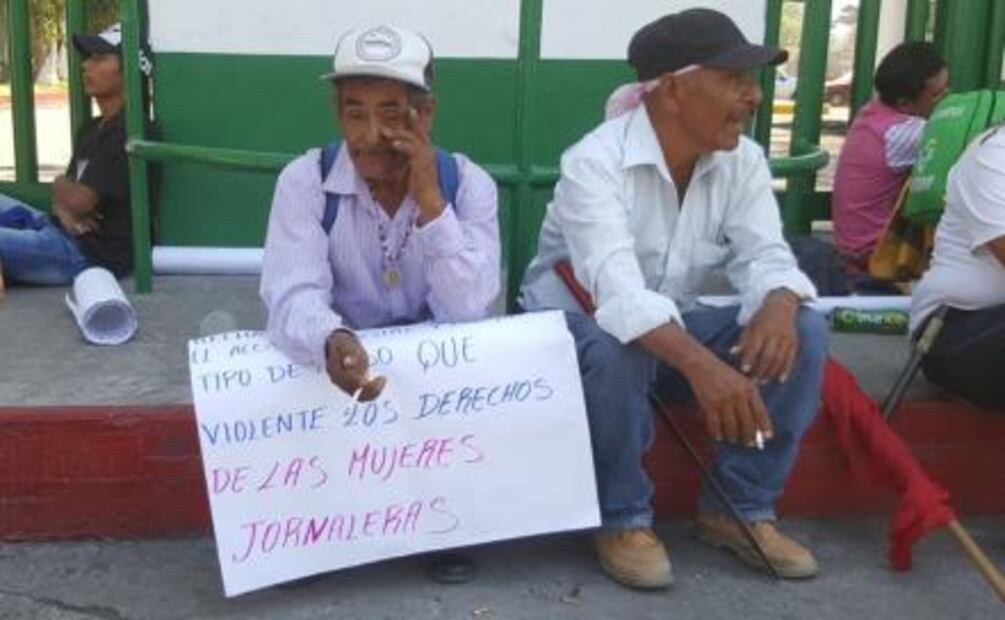 Cortadores de caña negociarán peticiones con azucarera en Morelos