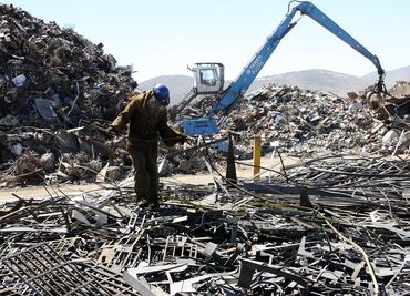 Peligran medio millón de empleos mexicanos por guerra comercial de Donald Trump