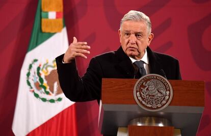 Remesas representan un récord, al superar los 40 mil mdd: AMLO