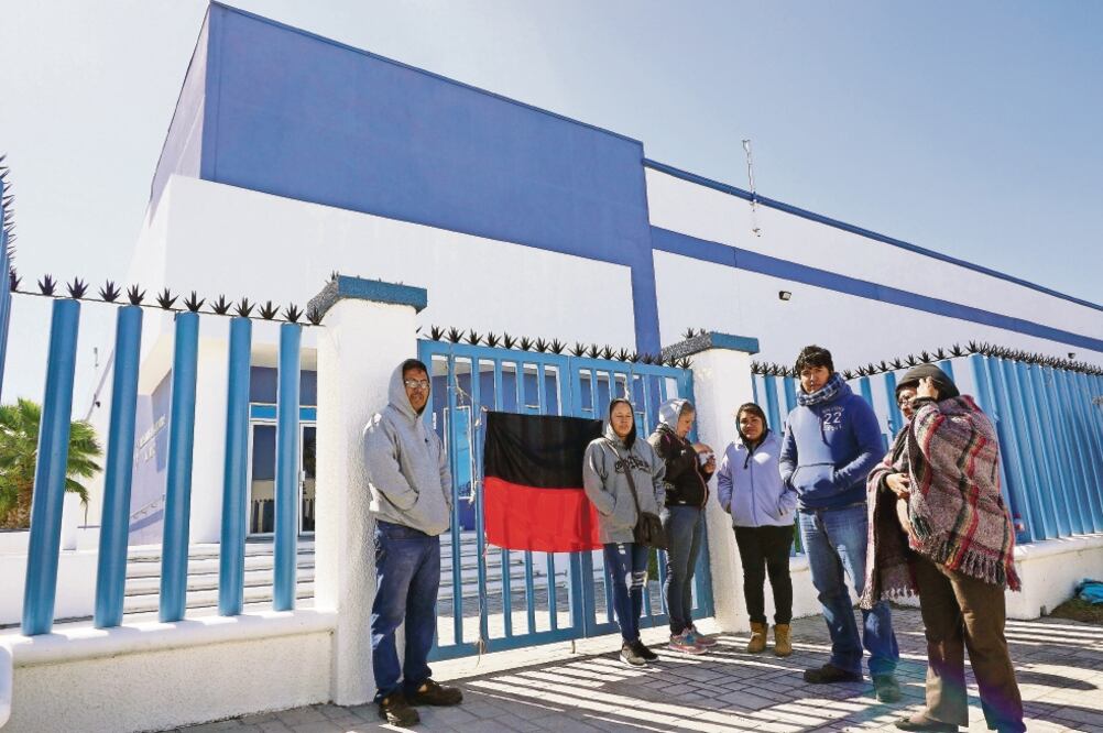 Cálculo. Los bloqueos en Michoacán y las huelgas ilegales en Tamaulipas causan daños por 2 mil 500 mdp diarios, dice el CCE. (REUTERS)