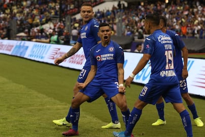 Histórica goleada del Cruz Azul al América en el Azteca