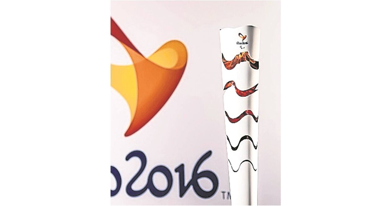 En la antorcha: excelencia, amistad y respeto (IO2016.COM)