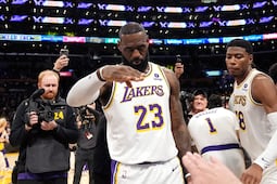 ¡Bomba en la NBA! LeBron James deja a los Lakers y sacude el mercado