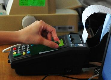 Tomarán medidas para evitar otra falla en pagos con tarjetas