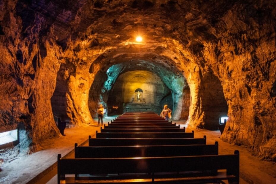 Este es el único templo subterráneo del mundo, y es de sal
