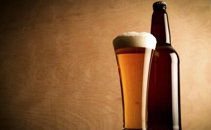 Reportan dos muertos por presuntamente ingerir alcohol adulterado en Veracruz