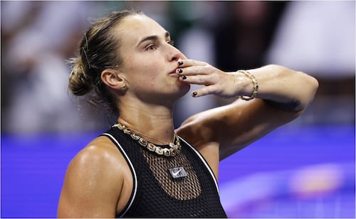 Aryna Sabalenka vence a Polina Iatcenko y avanza con autoridad