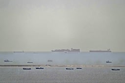 Irán anuncia cierre del estrecho de Ormuz; es en respuesta a los ataques de Israel en Líbano