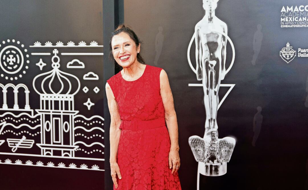 La primera actriz apoya al hijo del productor Juan Osorio. Foto: Hugo Salvador / EL UNIVERSAL