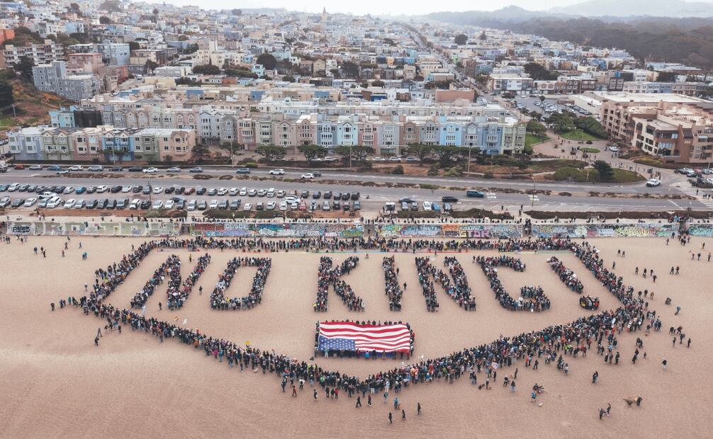 "Dicen que se refieren a mí como un rey. No soy un rey", dice Trump. Foto: Santiago Mejía/ AP