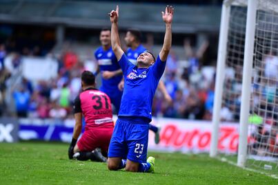 Cruz Azul derrota a FC Juárez en el Azteca