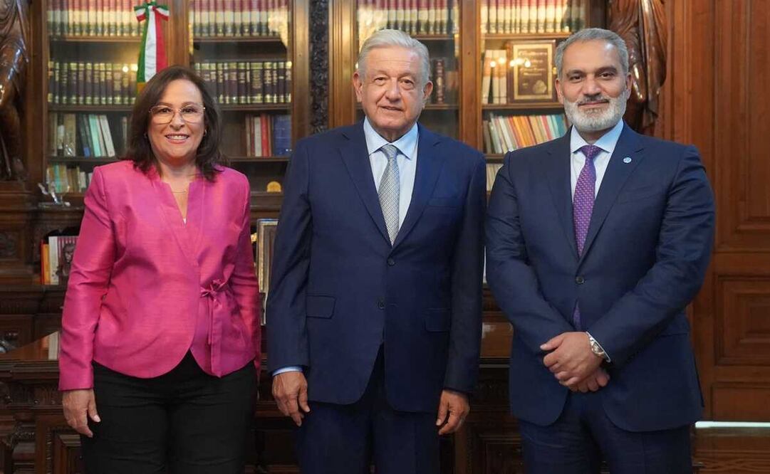 López Obrador estuvo acompañado por Rogelio Ramírez de la O, Rocío Nahle García y Octavio Romero Oropeza. Foto: Twitter @lopezobrador_