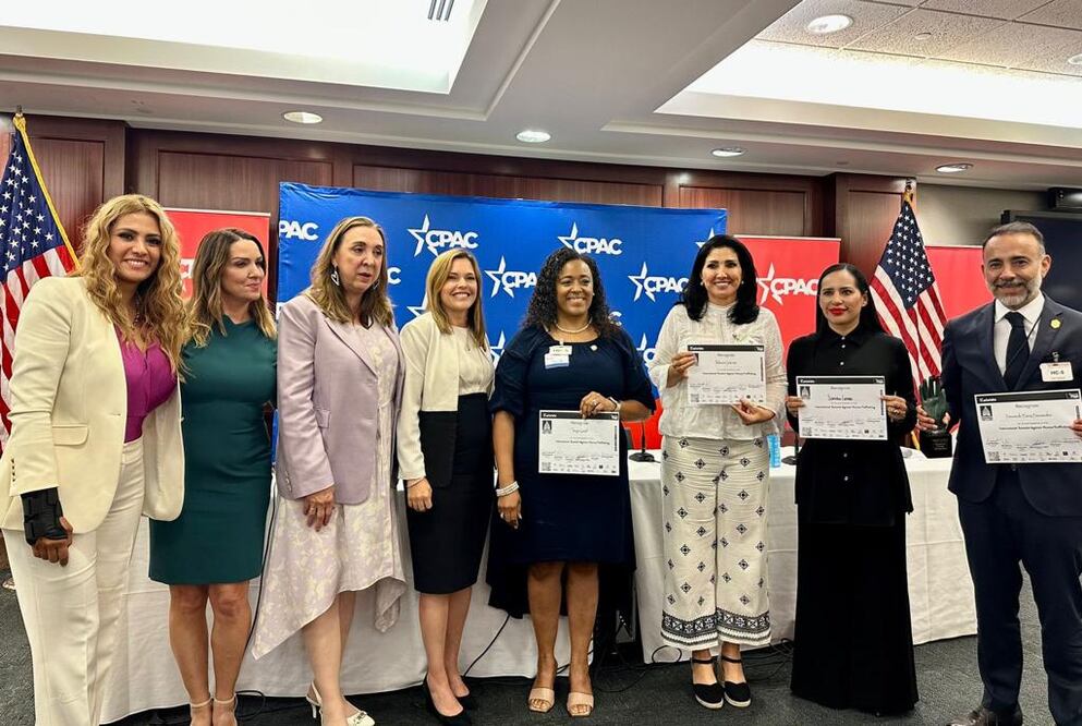 Sandra Cuevas participó  en el Foro denominado "International Summit Against Human Trafficking 2023". Foto: Especial