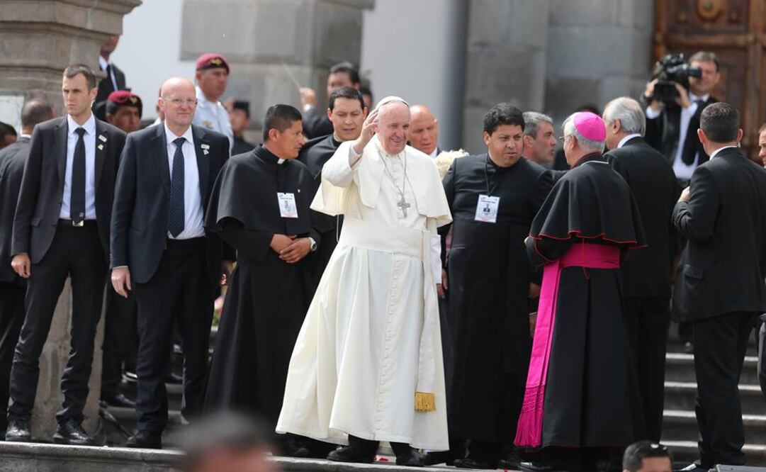 Francisco instó a los religiosos a que "vuelvan al camino hacia la gratuidad en la que Dios les eligió" (Foto: AP)