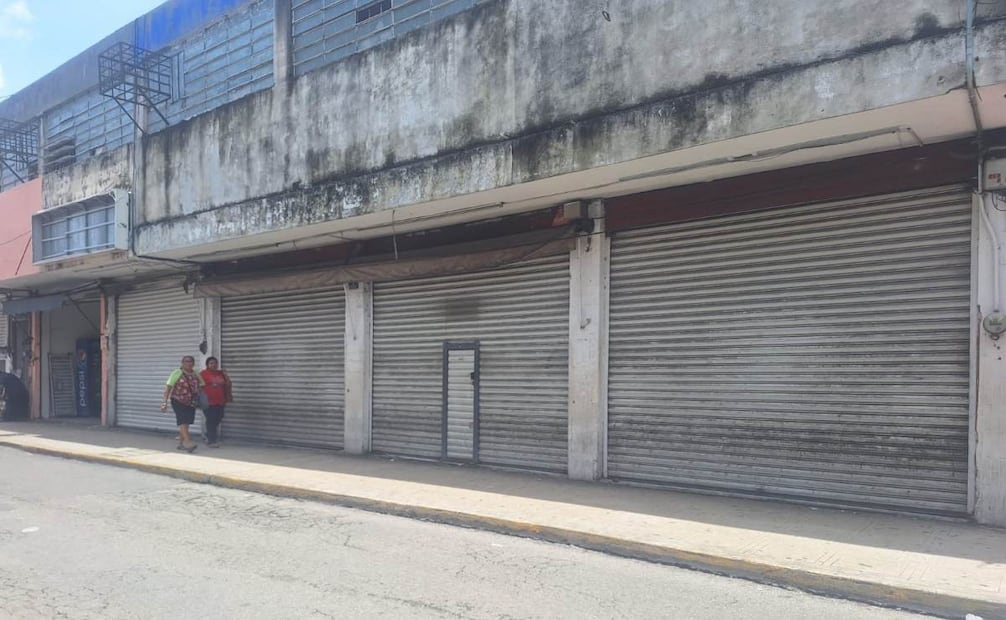 Mérida mantiene actividad comercial tras suspensión por lluvias; prevén más precipitaciones hasta el viernes.
Foto: Especial.