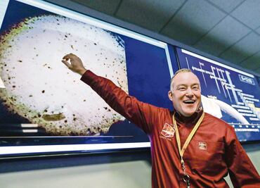 Sonda InSight aterriza y envía su primera foto desde Marte