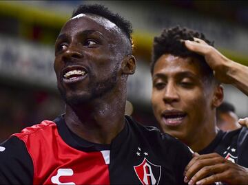 ¿Julián Quiñones puede jugar en la Selección Mexicana?