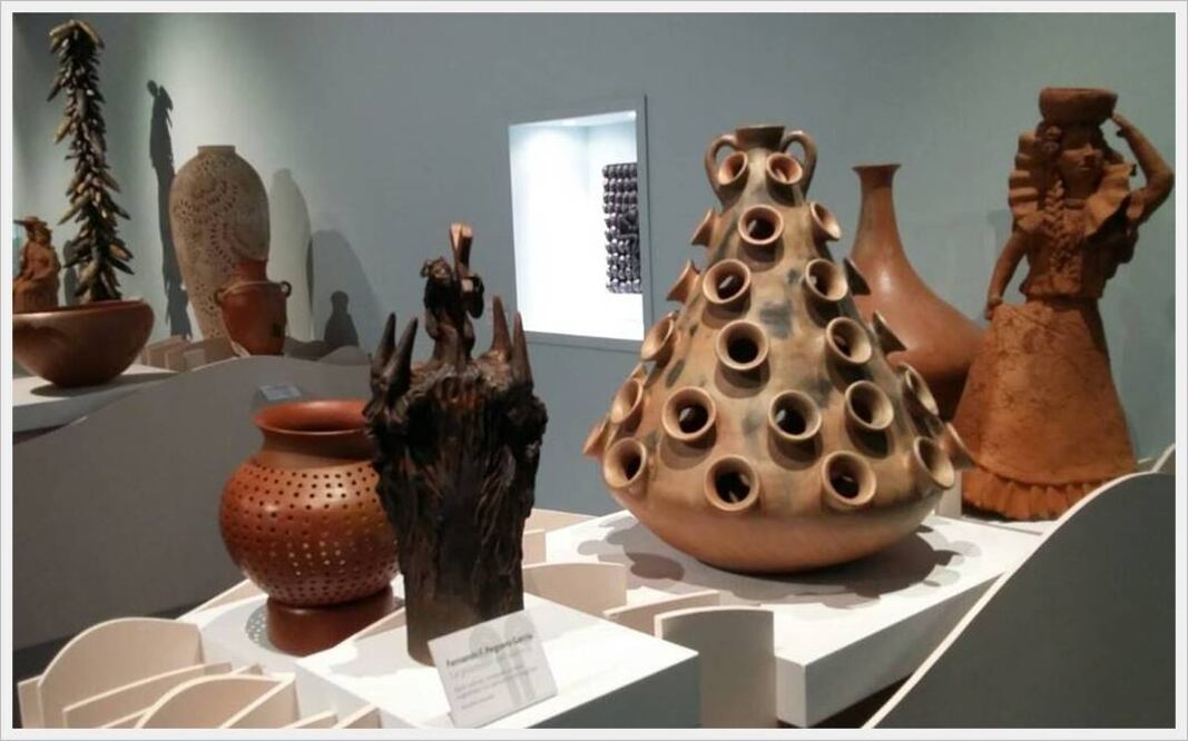 Cerca de 300 piezas que generan nuevas perspectivas y significados en el conocimiento del arte popular oaxaqueño, integran la exposición "Manos y alma de Oaxaca. Esplendor de muchos pueblos".