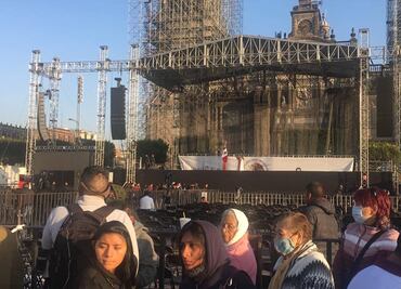 Equipo de Ayudantía y militares vestidos de civil cuidarán de AMLO en marcha